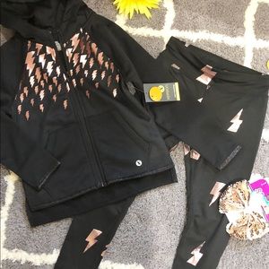 Girl xersion sweatsuit Size 4/5